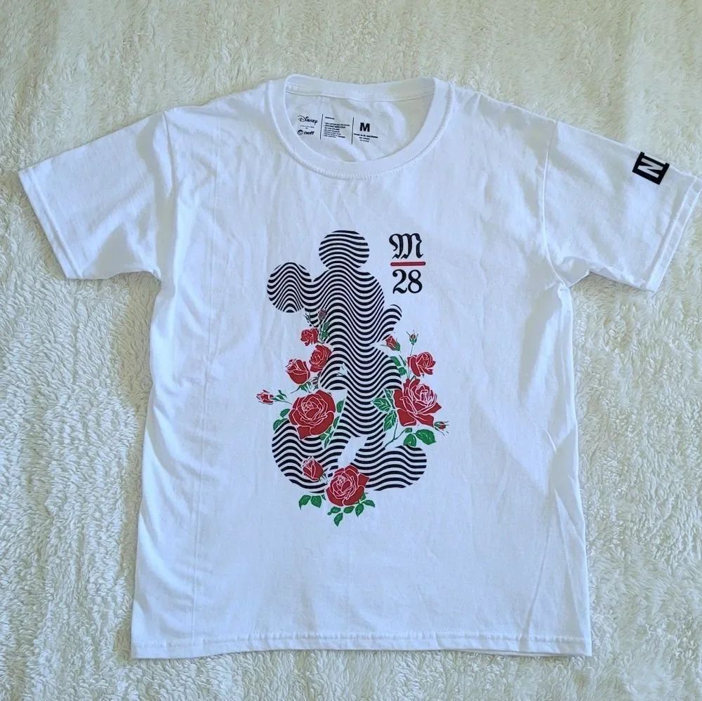 Disney🏰 Collection by Neff Mickey Mouse🐭 Tee👕 - NWT